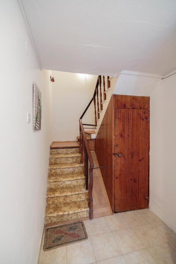 Esa Apartament Komiža